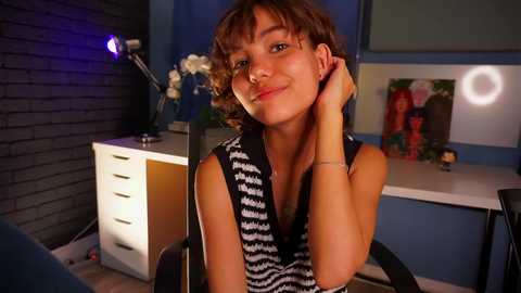 Media: lenaelisabeth Chaturbate 2023-11-27 20:12:00