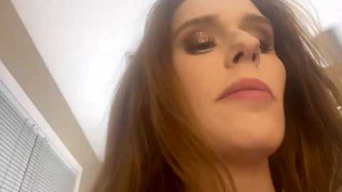 Media: rayofsunshine_21 Chaturbate 2023-11-27 04:04:00