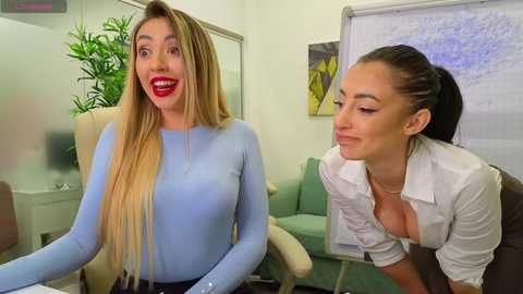 Media: babesgowild Chaturbate 2023-11-29 08:57:00