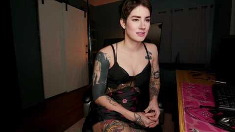 Media: aynmarie Chaturbate 2023-11-30 21:18:00