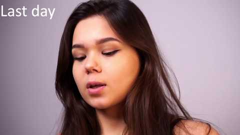 Media: helenmoors Chaturbate 2023-11-30 15:24:00