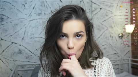 Media: emiliacourtney Chaturbate 2023-12-01 18:29:00