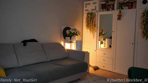 Media: _blackbee_ Chaturbate 2023-12-02 08:34:00
