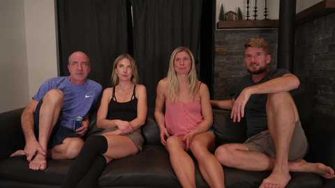 Media: blondefoxsilverfox Chaturbate 2023-12-03 01:28:00
