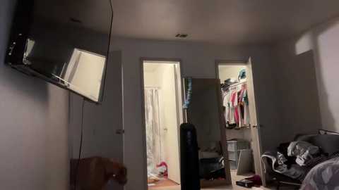 Media: cxbraj Chaturbate 2023-12-03 02:53:00