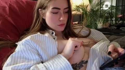 Media: strawberryjamx Chaturbate 2023-12-03 18:12:00