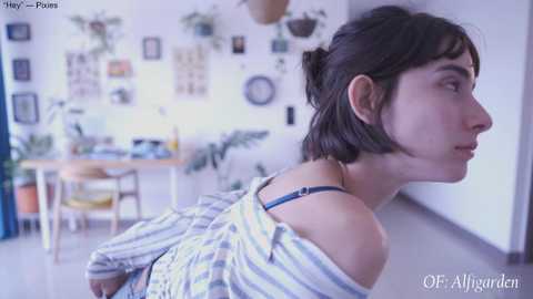 Media: maria_alfonsina_ Chaturbate 2023-12-04 16:30:00