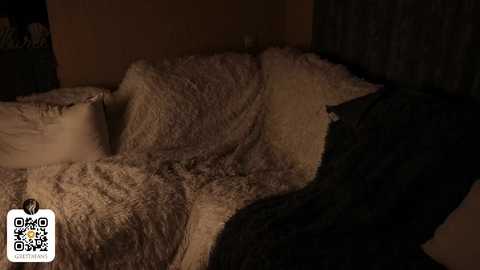 Media: owlluree Chaturbate 2023-12-04 02:30:00