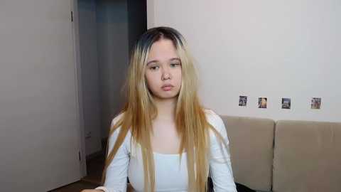selena_hearts @ chaturbate on 20231204