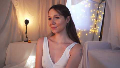 Media: kateuwugirl Chaturbate 2023-12-05 10:43:00