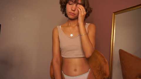 Media: lenaelisabeth Chaturbate 2023-12-05 01:38:00