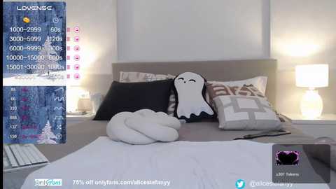 Media: smileyouarehere Chaturbate 2023-12-05 13:54:00