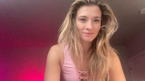 Media: saraloverays Chaturbate 2023-12-06 06:20:00