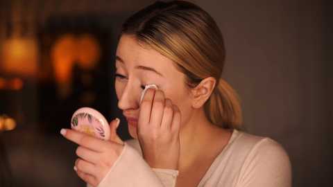 Media: wendy_amber Chaturbate 2023-12-06 19:10:00