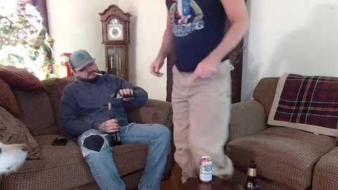 Media: hardworkertn Chaturbate 2023-12-07 02:06:00