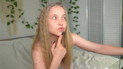 Media: appr0ved Chaturbate 2023-12-08 07:44:00