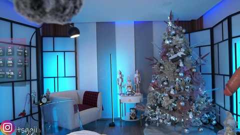 Media: gigi_ulala Chaturbate 2023-12-08 16:47:00