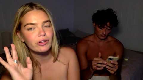 Media: littlemaryjane19 Chaturbate 2023-12-08 01:53:00