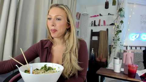 Media: sexyashley_21 Chaturbate 2023-12-08 21:32:00