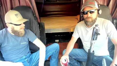 Media: hardworkertn Chaturbate 2023-12-09 17:49:00
