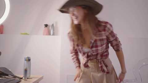 Media: eli_sun Chaturbate 2023-12-10 10:48:00