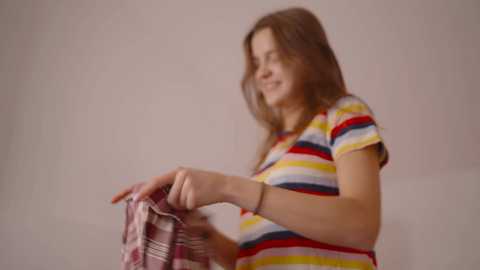 Media: eli_sun Chaturbate 2023-12-10 14:00:00