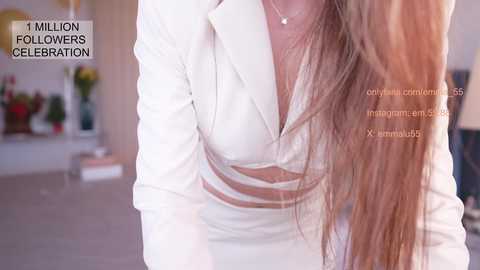 Media: emma_lu1 Chaturbate 2023-12-10 16:49:00