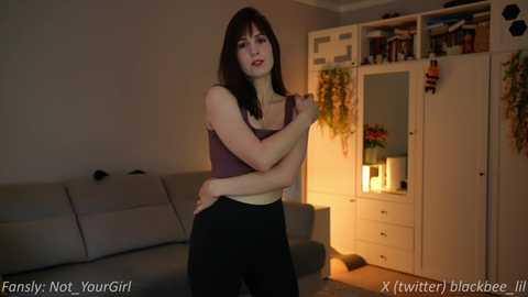Media: _blackbee_ Chaturbate 2023-12-11 07:36:00