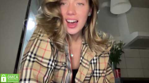 Media: angel_from_sky Chaturbate 2023-12-11 10:15:00