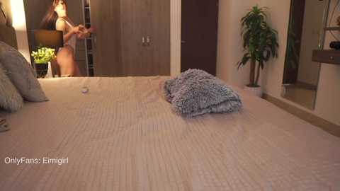 Media: emyii Chaturbate 2023-12-11 21:44:00