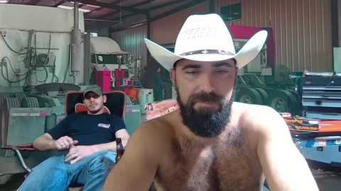 Media: hardworkertn Chaturbate 2023-12-11 19:16:00