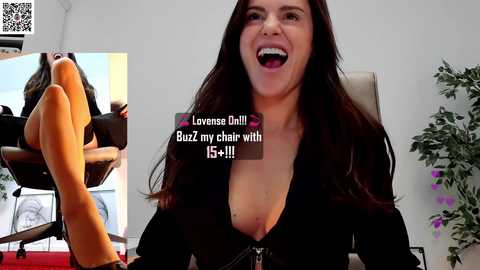 Media: legswattitude Chaturbate 2023-12-11 12:02:00