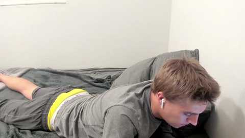 collegeboiaz @ chaturbate on 20231212
