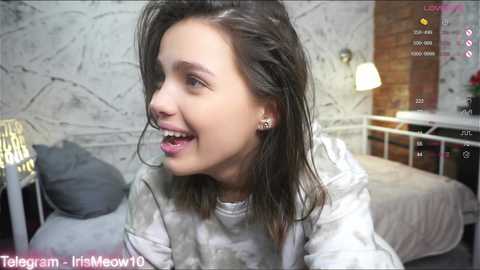Media: emiliacourtney Chaturbate 2023-12-12 19:48:00