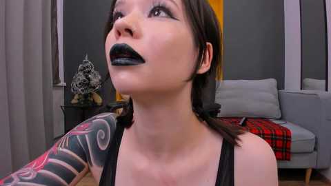 Media: arikajoy Chaturbate 2023-12-13 15:31:00