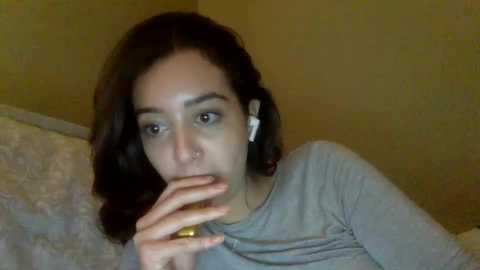 cherrychapsticc @ chaturbate on 20231213