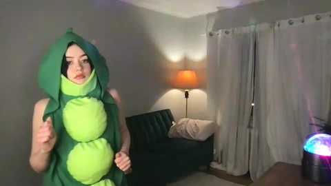 Media: littlesugarpea Chaturbate 2023-12-13 01:14:00