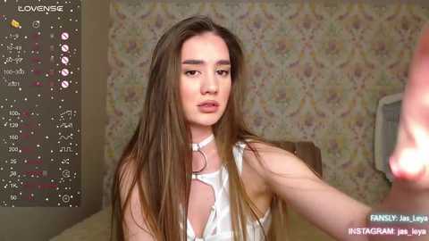 Media: im_jasmine Chaturbate 2023-12-15 09:07:00