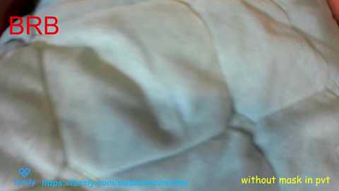 Media: sladkoesolnishko Chaturbate 2023-12-15 08:59:00