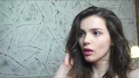 Media: emiliacourtney Chaturbate 2023-12-16 20:40:00