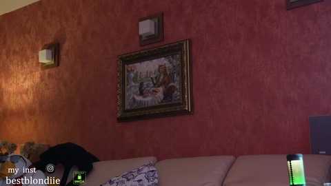 Media: bestblondiiecb Chaturbate 2023-12-17 19:06:00
