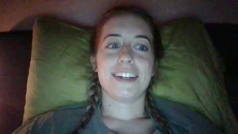 sunrizze @ chaturbate on 20231217