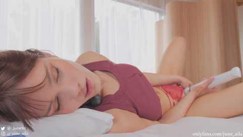 Media: _june Chaturbate 2023-12-18 20:47:00
