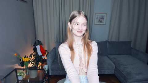 Media: _magic_smile_ Chaturbate 2023-12-18 19:46:00