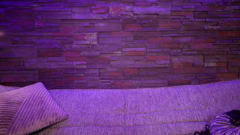 Media: fantasystudiox Chaturbate 2023-12-18 06:10:00
