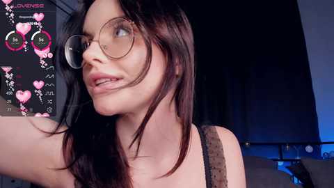 Media: cute_caprice Chaturbate 2023-12-19 01:14:00