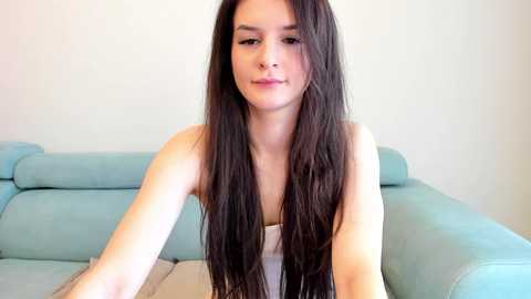 Media: elaanna Chaturbate 2023-12-19 09:16:00