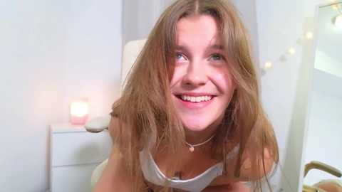 Media: eli_sun Chaturbate 2023-12-19 10:52:00