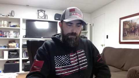 Media: hardworkertn Chaturbate 2023-12-19 03:22:00