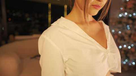 Media: honeyco57 Chaturbate 2023-12-19 04:19:00